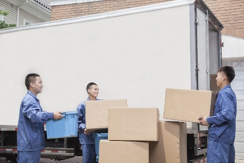 Flexible self storage in Stockwell for movers and residents