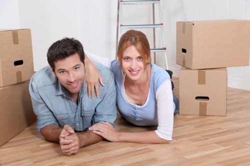 Sturdy moving cartons and packing materials for Stockwell homes
